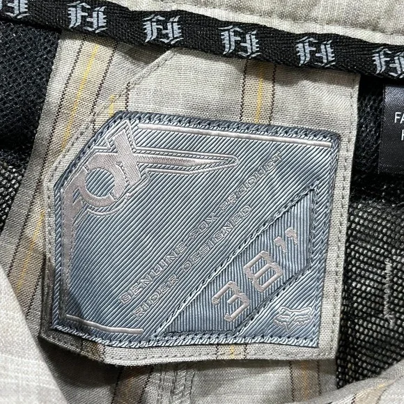 Fox Racing Skater Chino Shorts Men's 38 Dad Casual Plaid Dark Khaki - Picture 9 of 13